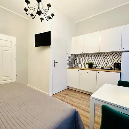 Nw By The Pier Ii Апартаменти *